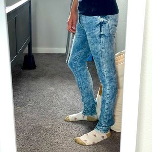 Mens size 28 acid washed jeans